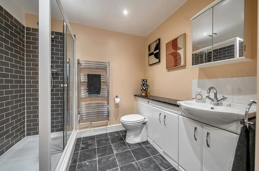 Thames Avenue, Swindon, SN25, photo 34