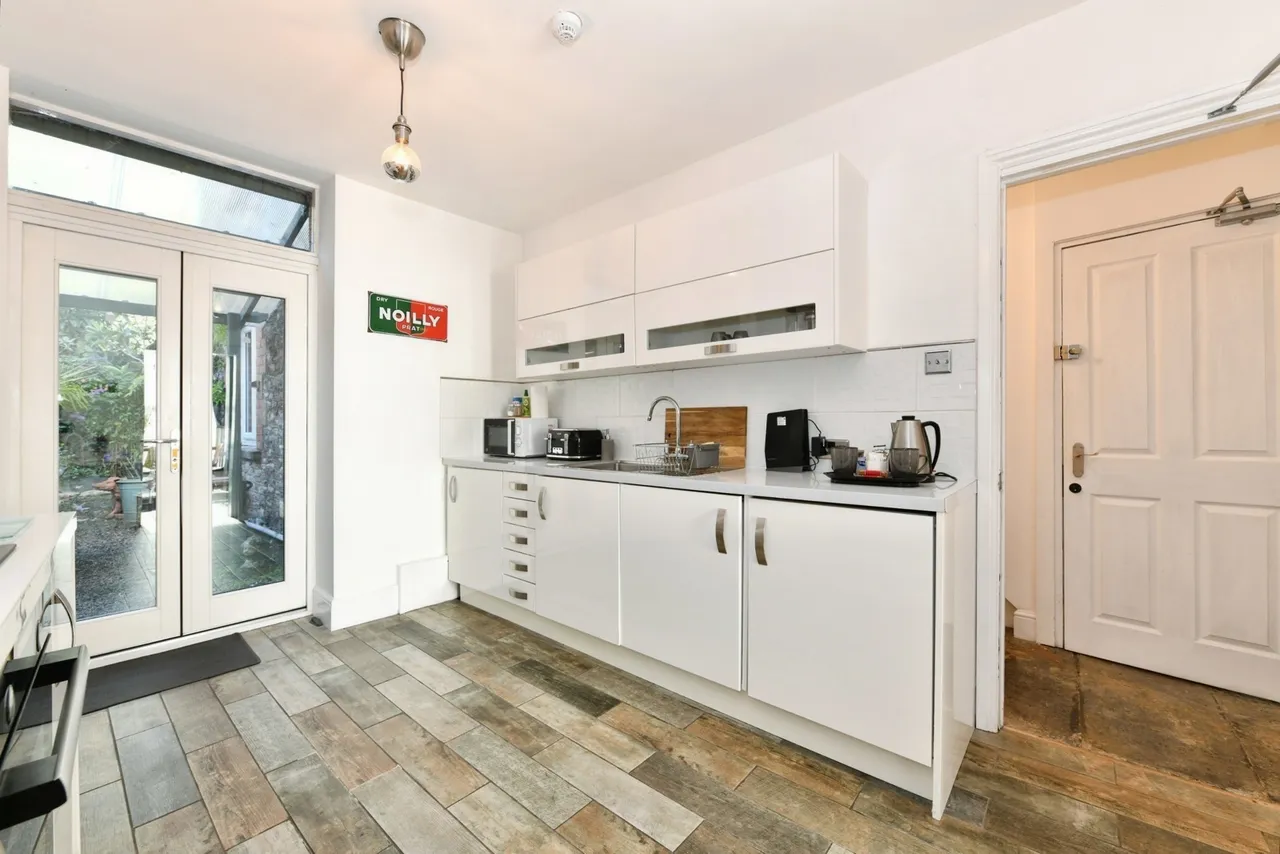 Tucker Street, Wells, BA5, photo 4