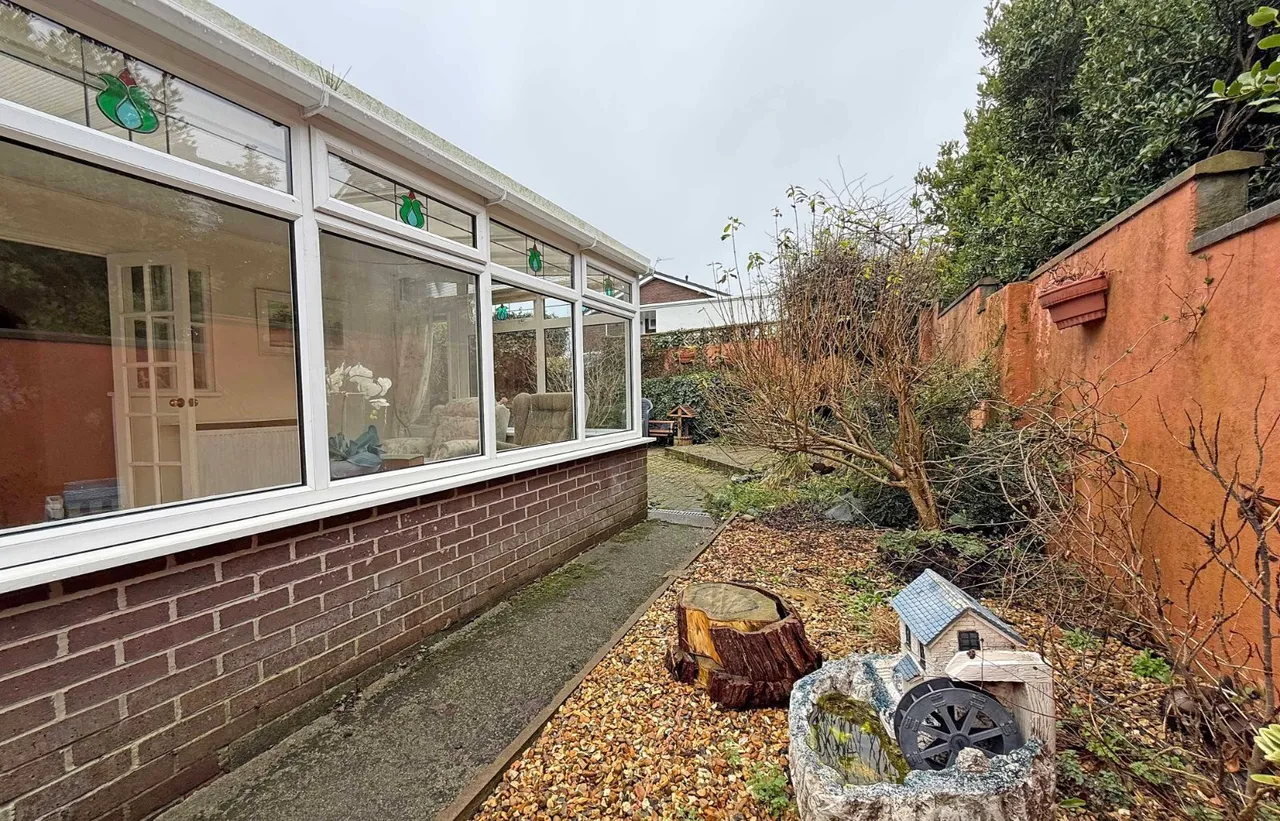Ffordd Gwenllian, Llanfairpwll, photo 8