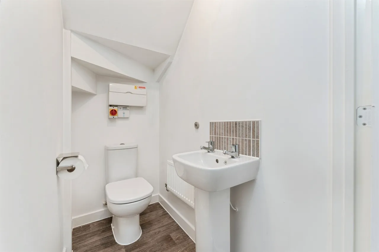 Harrow Drive, Bury St. Edmunds, IP28, photo 8