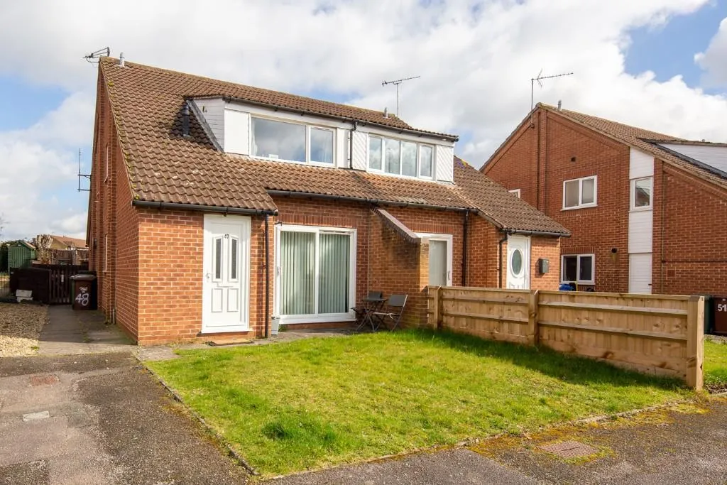 2 bed house to rent — Hambleside, Bicester, OX26