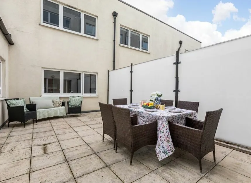 Sternhall Lane, Peckham, SE15, photo 5