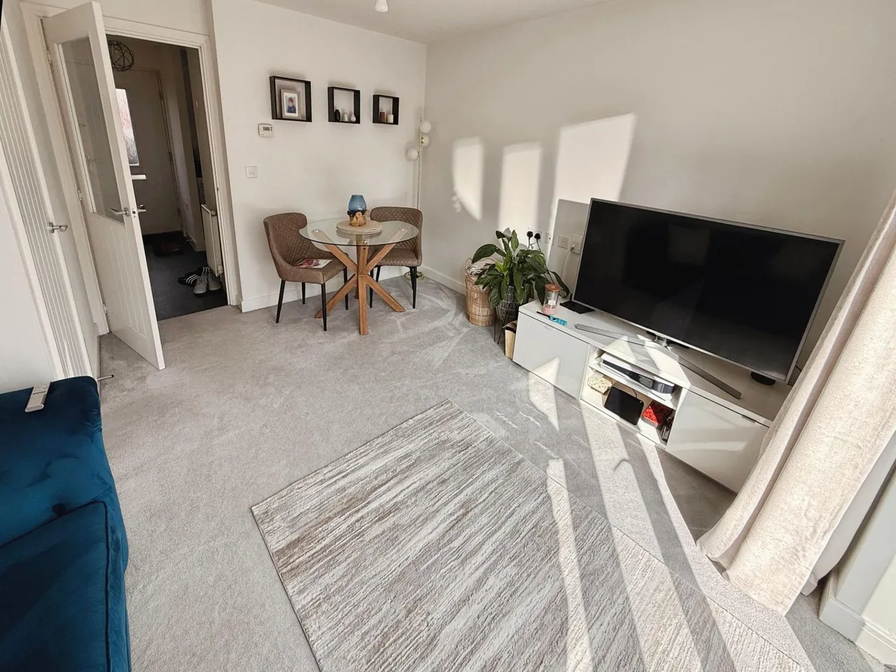 Booth Crescent, Telford, TF3, photo 3