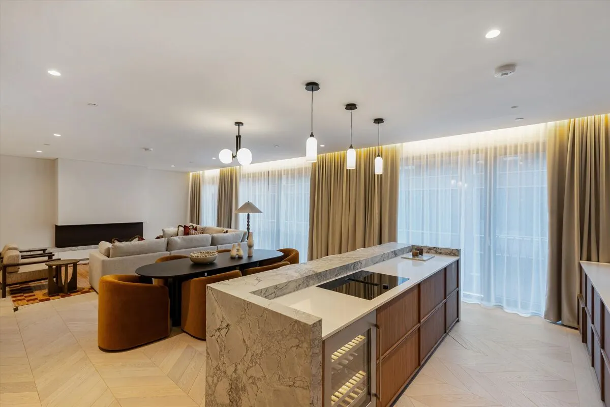 One Carrington Street, Mayfair, W1J, photo 4