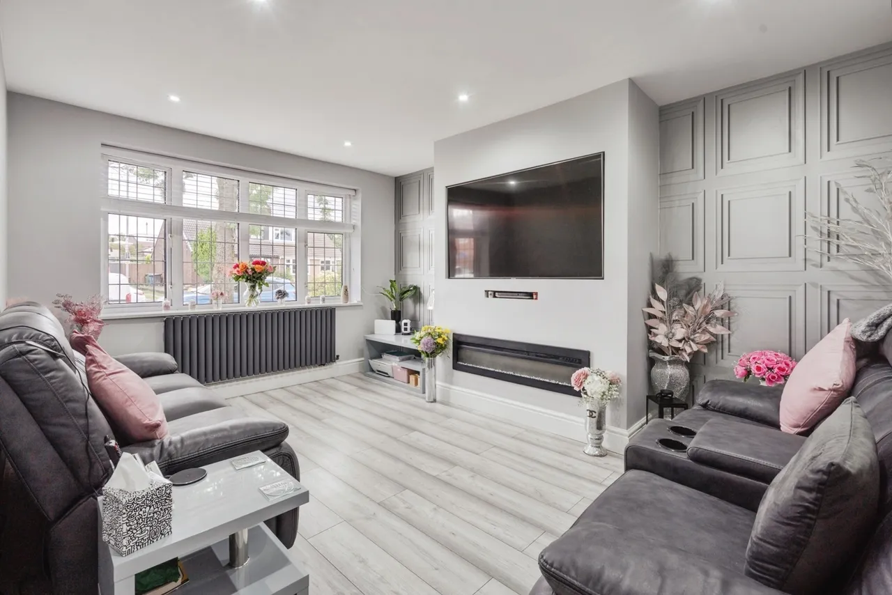 3 bed property for sale, Crossdale Road, Hindley Green, WN2