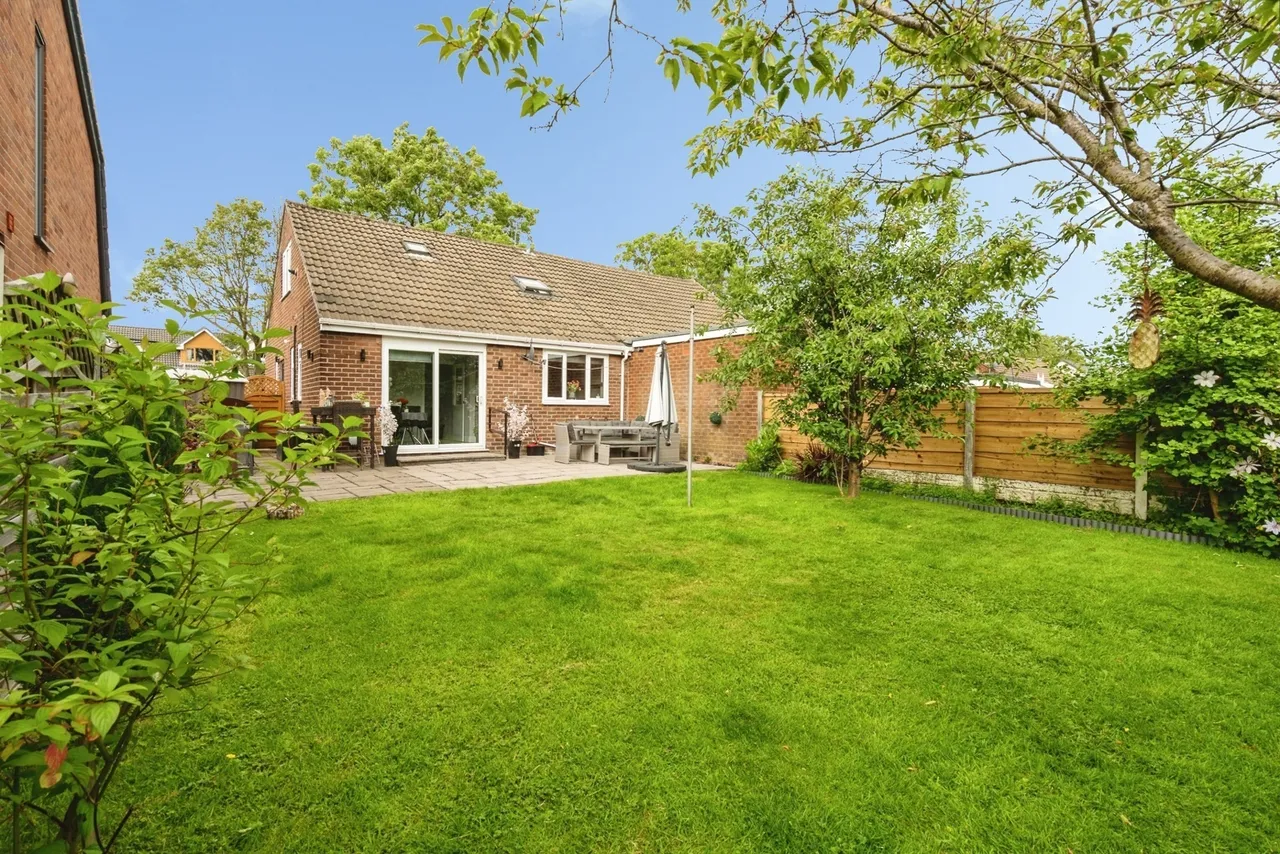 Crossdale Road, Hindley Green, WN2, photo 13