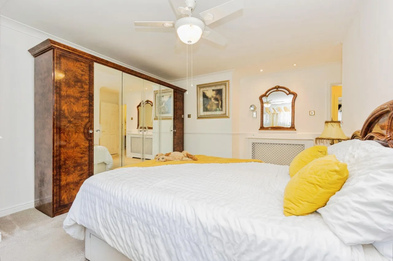 Ellesmere Road, Manchester, M30, photo 15
