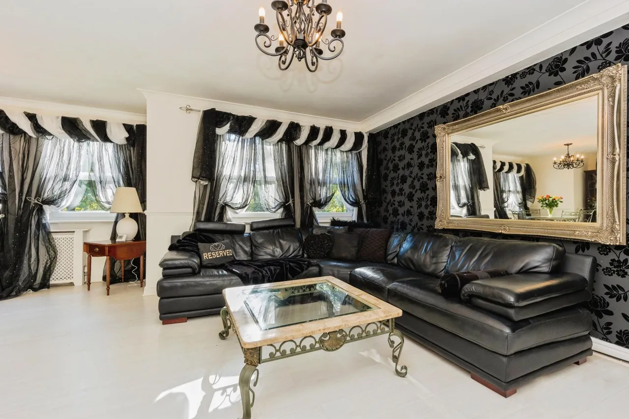 Ellesmere Road, Manchester, M30, photo 2