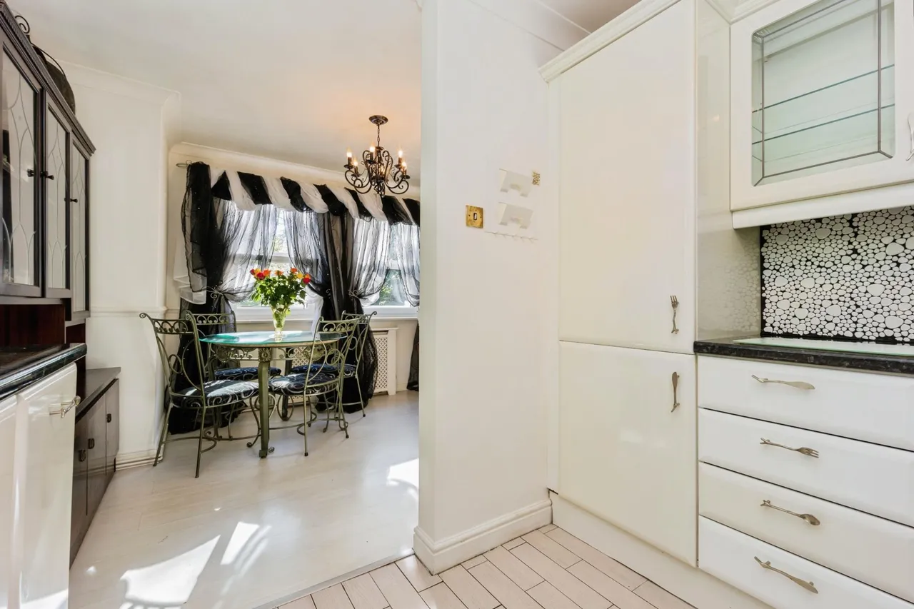 Ellesmere Road, Manchester, M30, photo 21