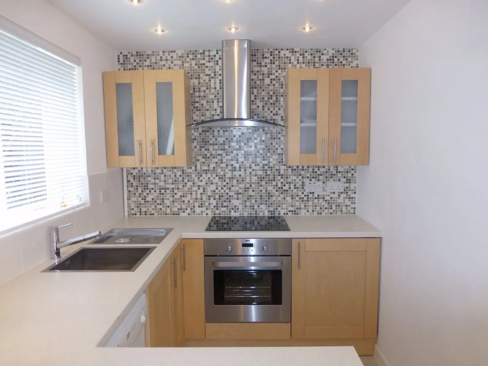 1 bed flat to rent — Azalea Court Azalea Close, Hanwell, LONDON, W7 3QA