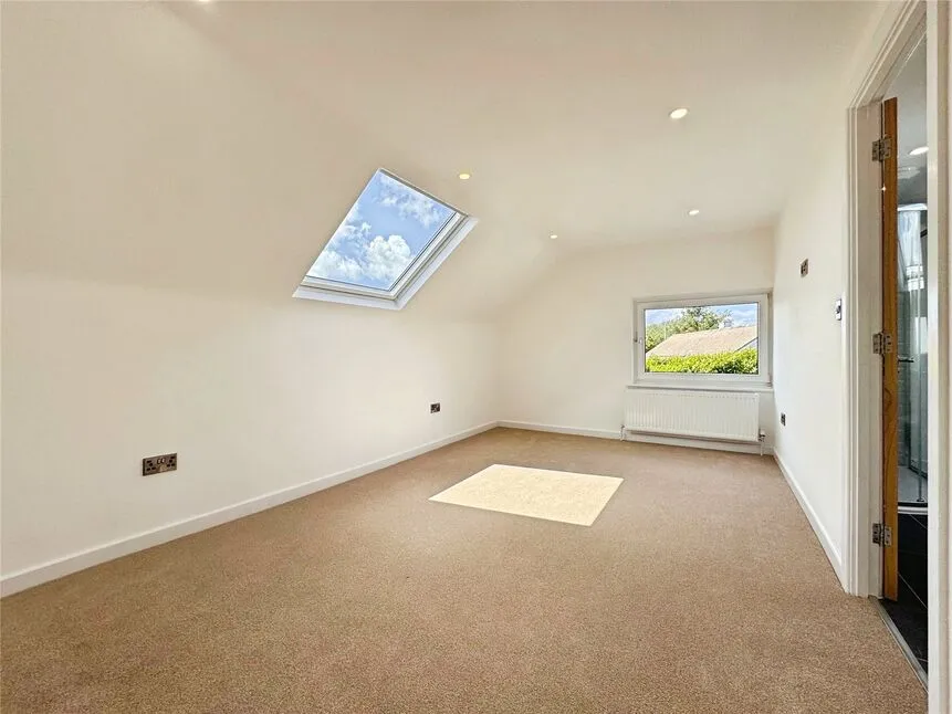 Manor Bend, Glampton, TQ5, photo 10