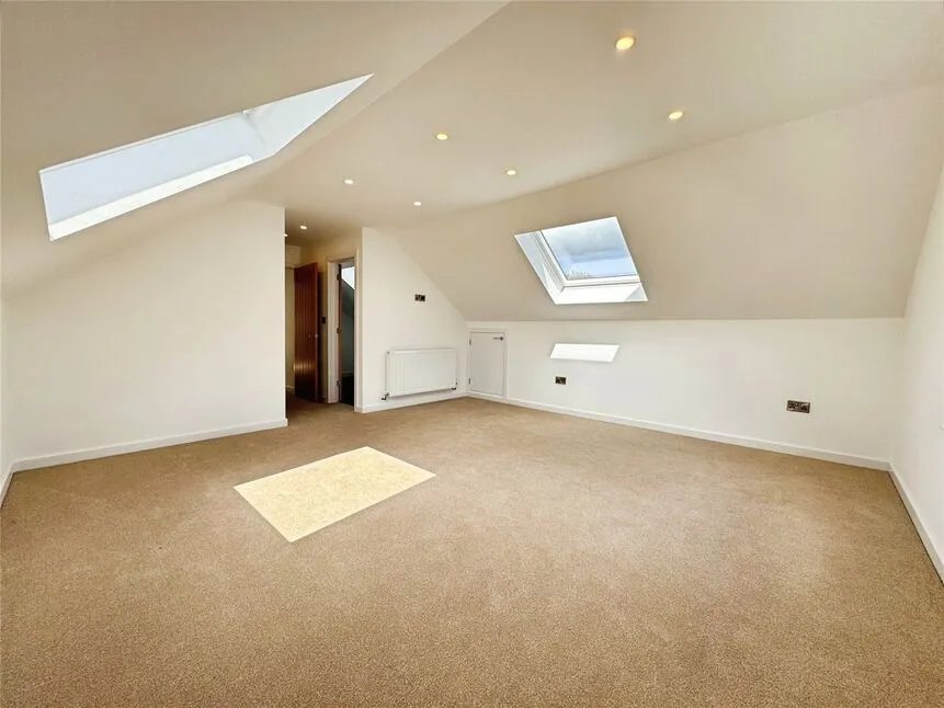 Manor Bend, Glampton, TQ5, photo 4