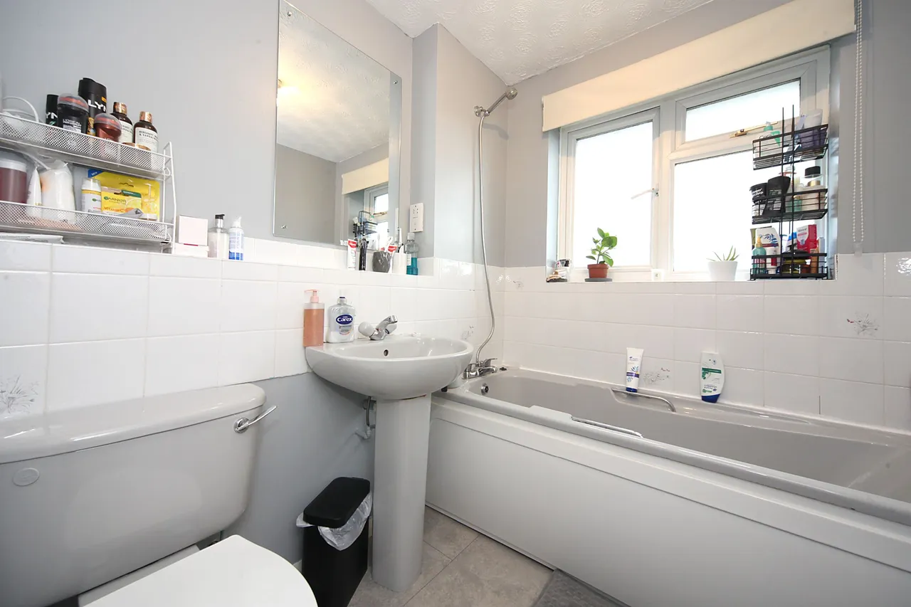 Claverley Green, Luton, photo 12