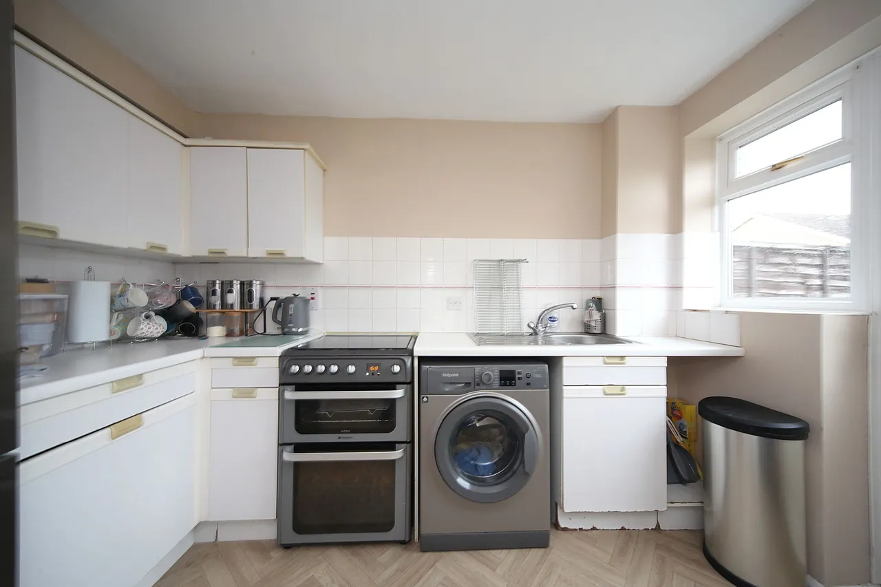 Claverley Green, Luton, photo 19