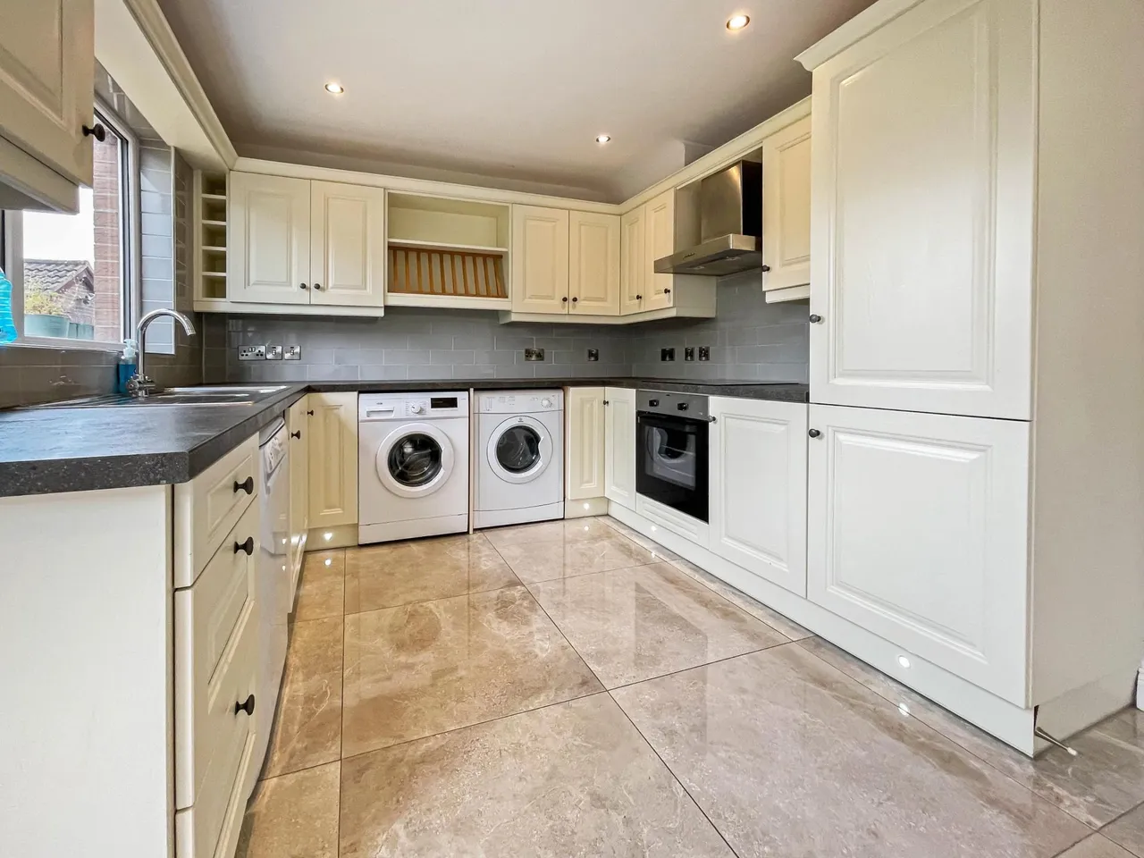 Ashbourne Park, Lambeg, BT27, photo 4