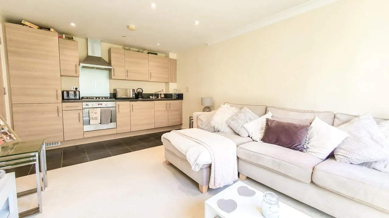 Fusion Court Broadmeads, Ware, Herts SG12 9EJ, photo 2