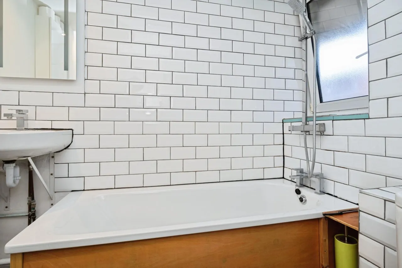 Charnwood Street, London, E5, photo 13