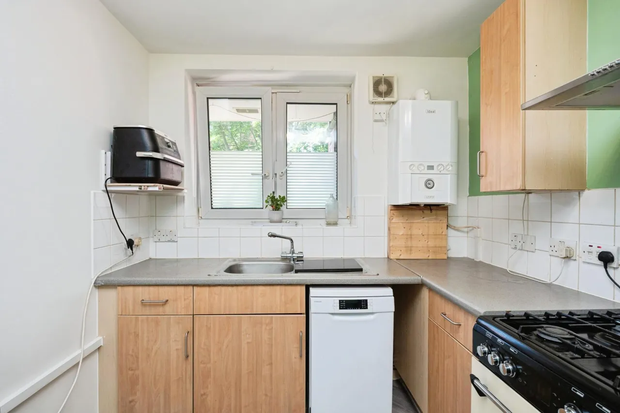 Charnwood Street, London, E5, photo 8