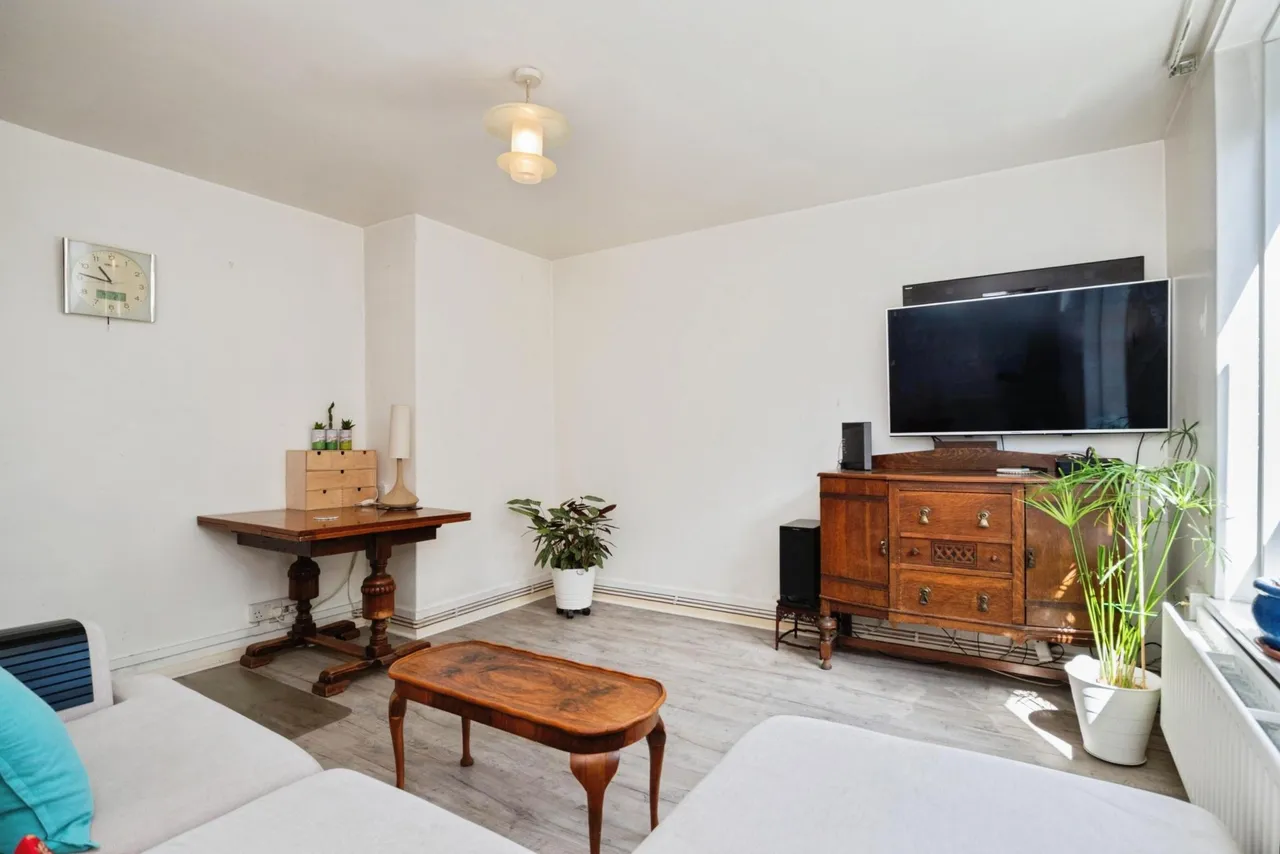 Charnwood Street, London, E5, photo 2