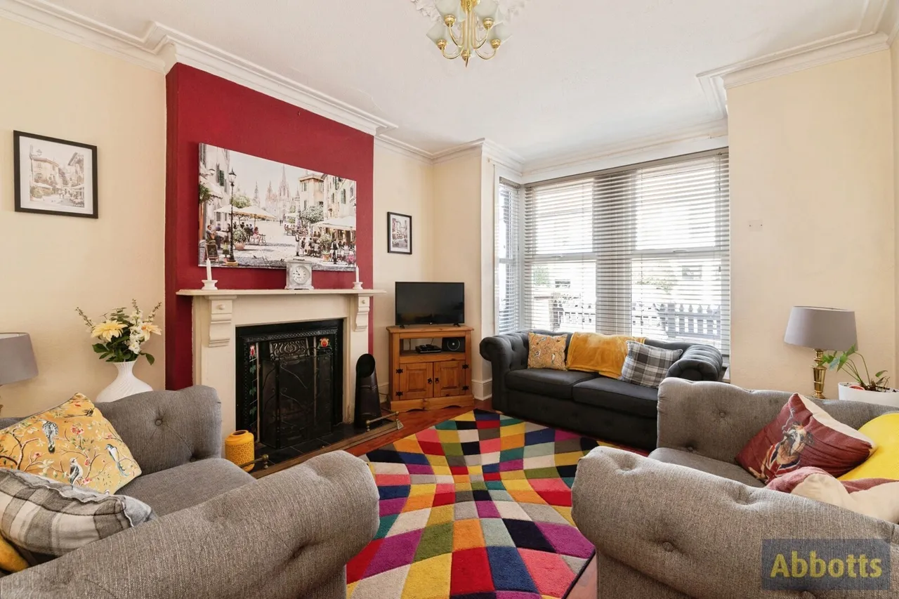 Cranleigh Drive, Leigh-on-Sea, Essex, SS9, photo 3