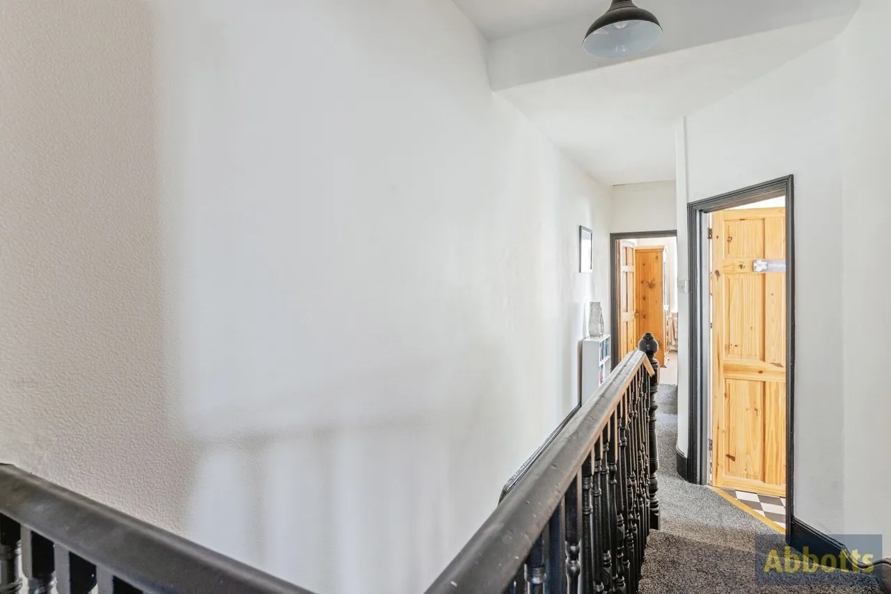 Cranleigh Drive, Leigh-on-Sea, Essex, SS9, photo 17