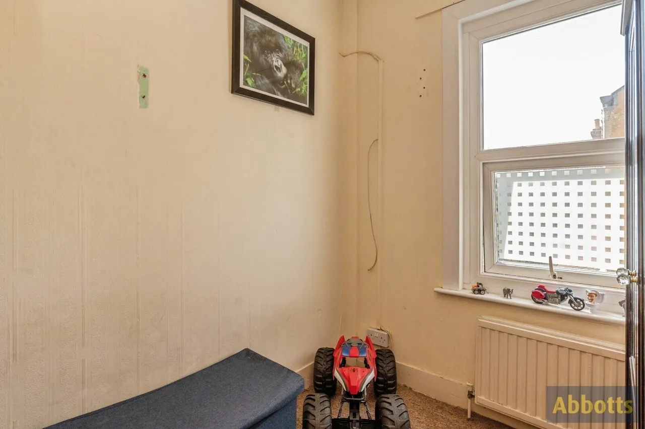 Cranleigh Drive, Leigh-on-Sea, Essex, SS9, photo 18