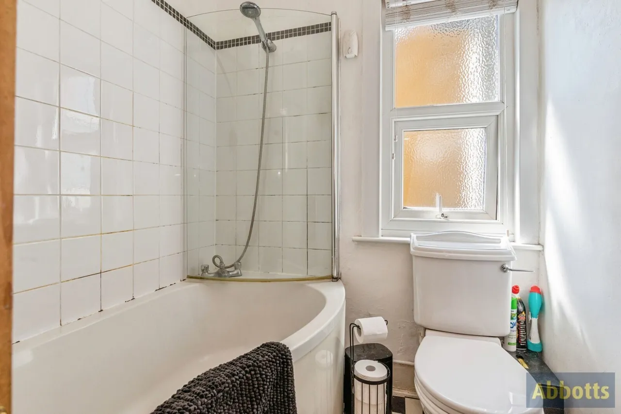 Cranleigh Drive, Leigh-on-Sea, Essex, SS9, photo 19