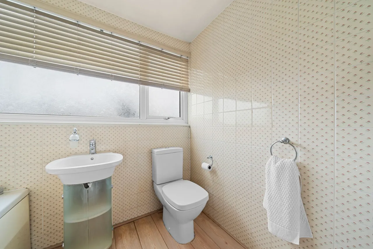 Hall Nook, Penketh, Warrington, Warrington, WA5 2HN, photo 9