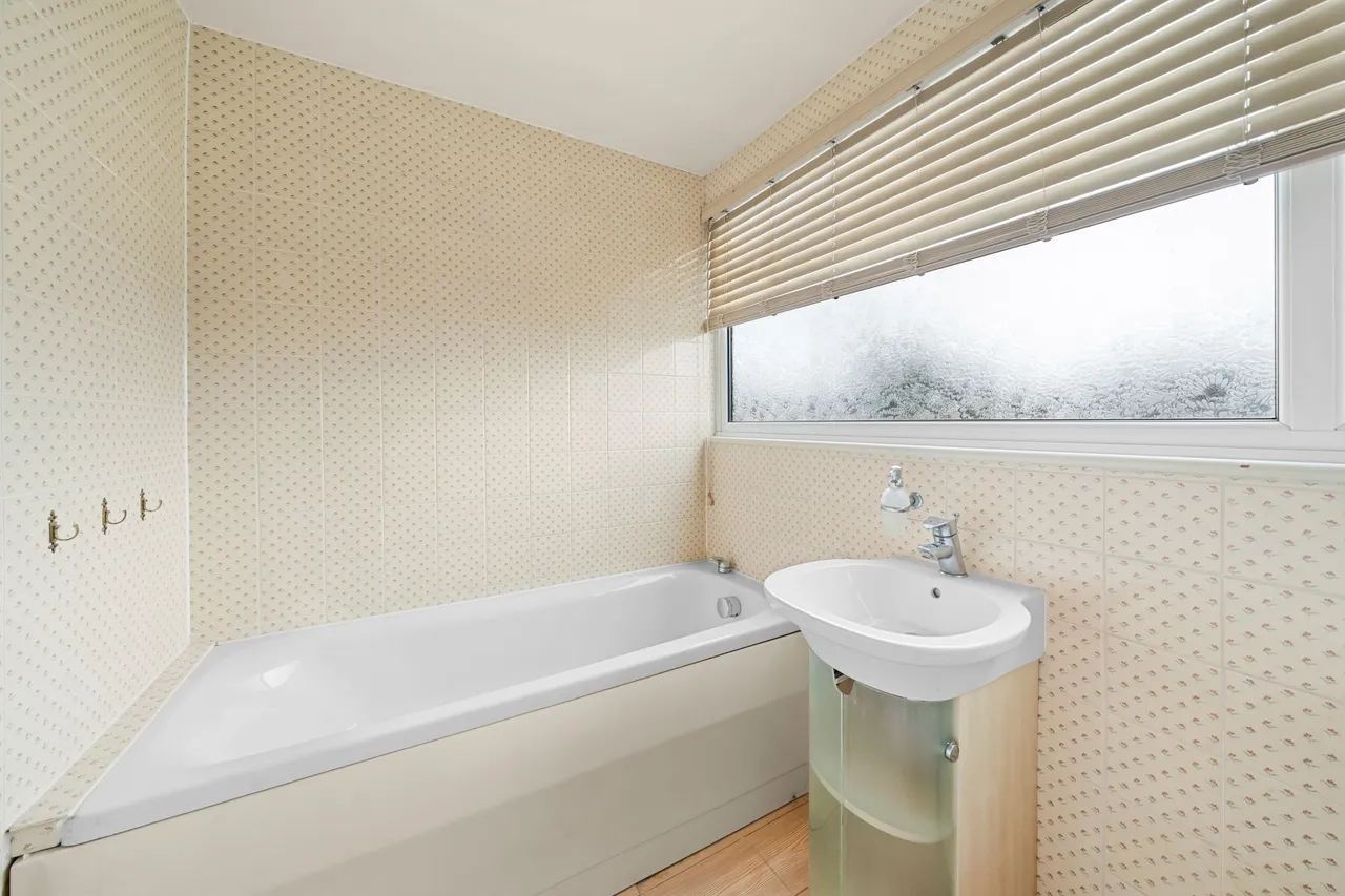 Hall Nook, Penketh, Warrington, Warrington, WA5 2HN, photo 8