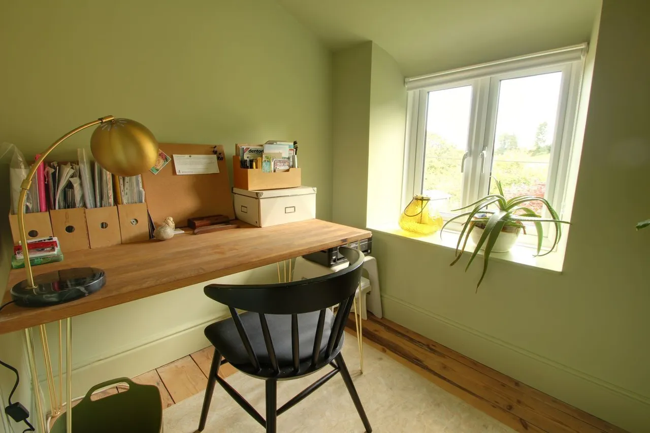 Steeds Terrace, Benter, BA3, photo 12