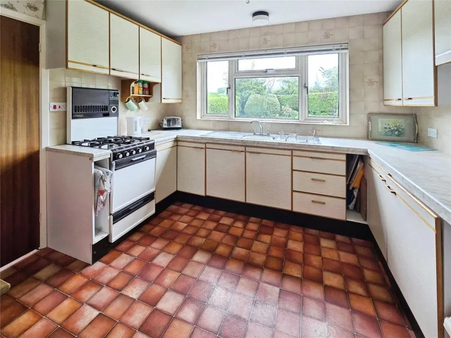 Summers Lane, Totland Bay, PO39, photo 6