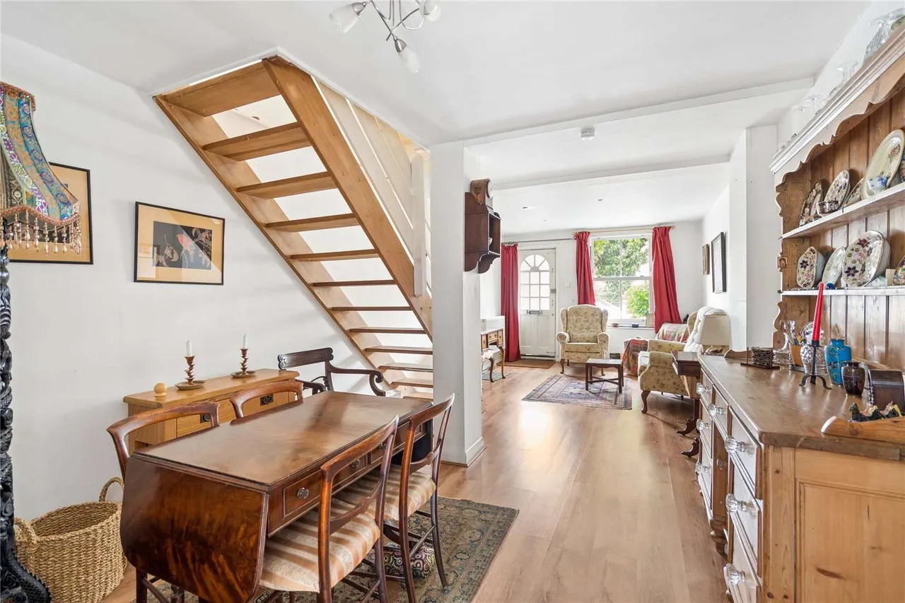 Norfolk Road, Rickmansworth, Hertfordshire, WD3 1LA, photo 2