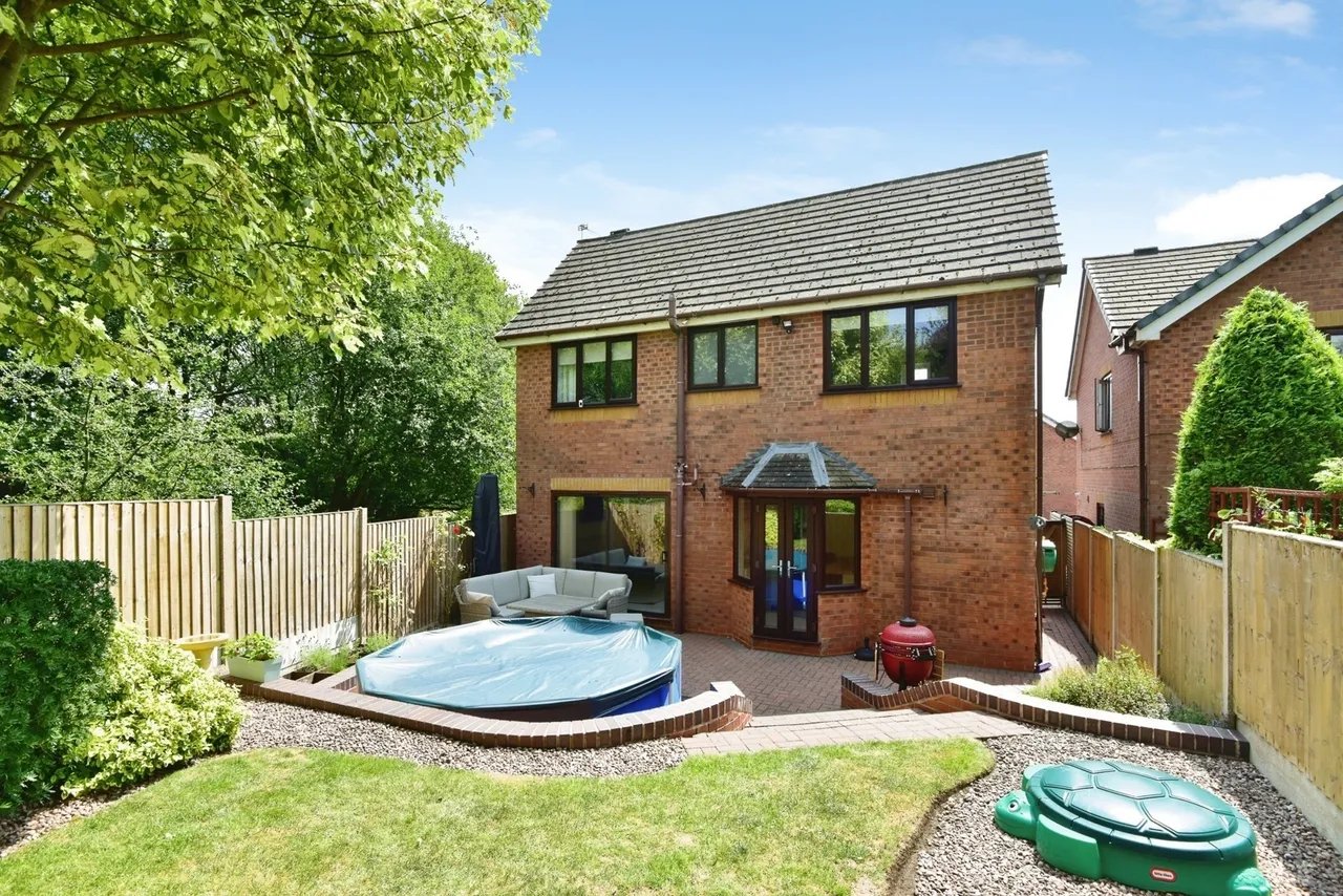 Willowcroft Way, STOKE-ON-TRENT, Staffordshire, ST7, photo 17