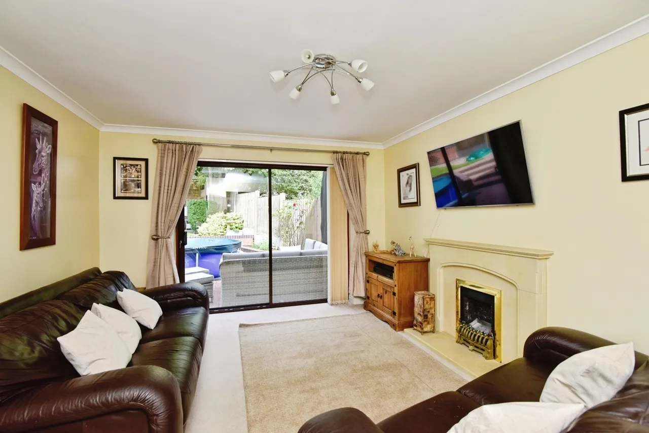 Willowcroft Way, STOKE-ON-TRENT, Staffordshire, ST7, photo 8