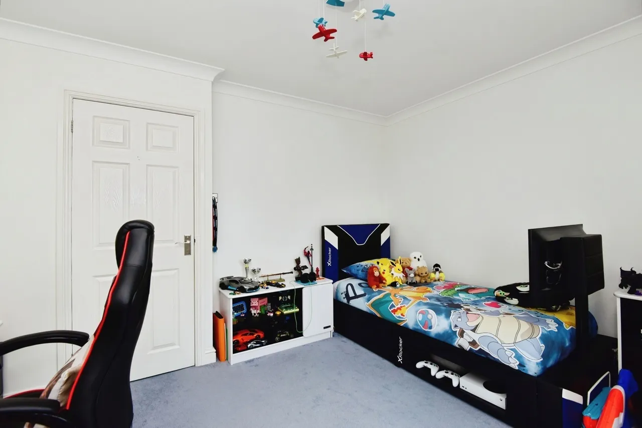 Willowcroft Way, STOKE-ON-TRENT, Staffordshire, ST7, photo 11