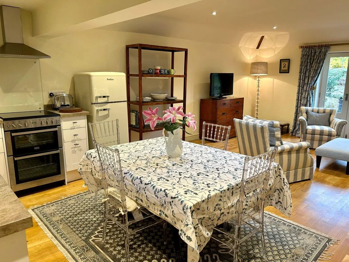 Marnhull, Sturminster Newton, DT10, photo 26