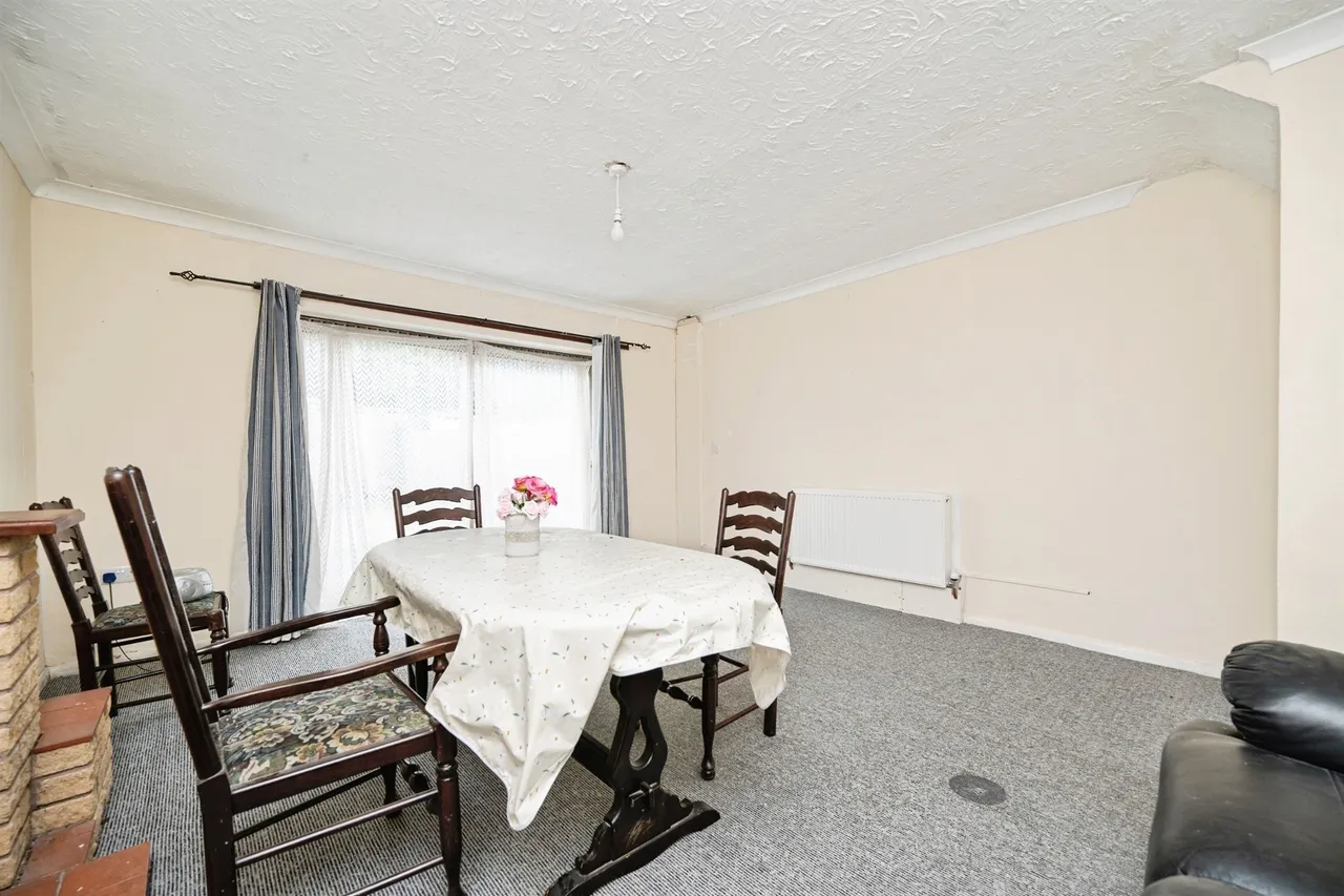 Stourbridge Road, Dudley, photo 2