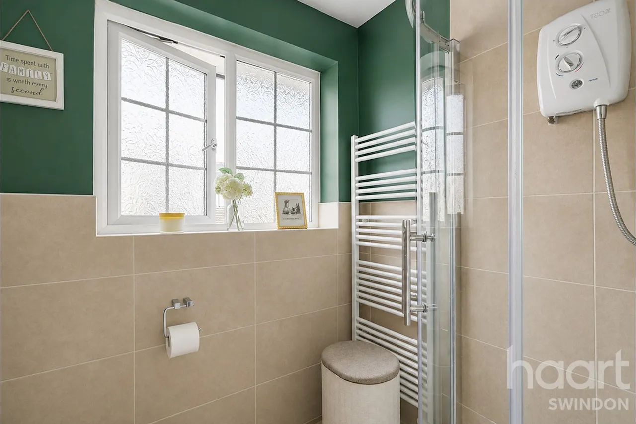 Mint Close, Swindon, SN2, photo 13