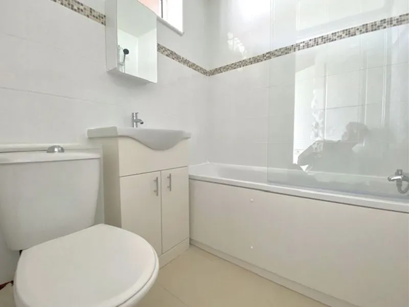 Gough Walk, London E14 6HN, photo 3