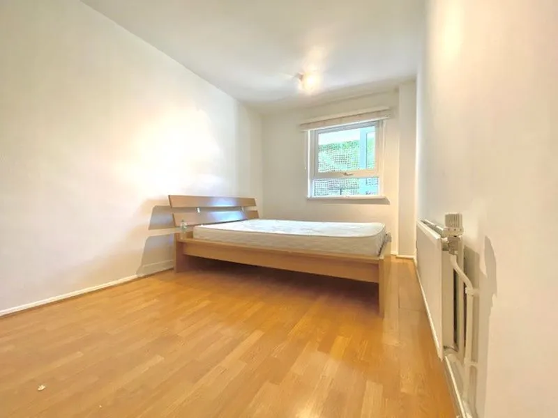 Gough Walk, London E14 6HN, photo 4