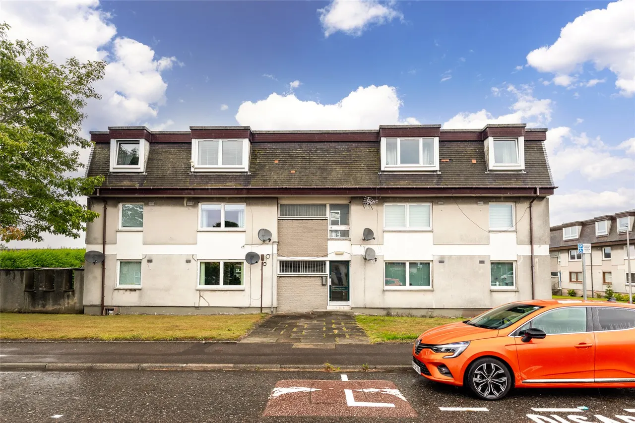 2 bed flat for sale, Gladstone Place, Dyce, AB21