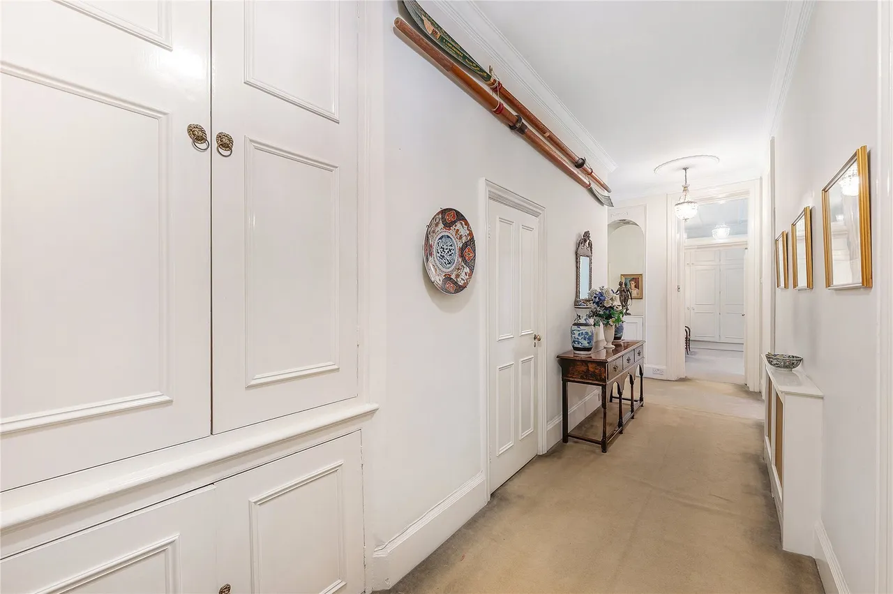 Sloane Court West, London, SW3, photo 12