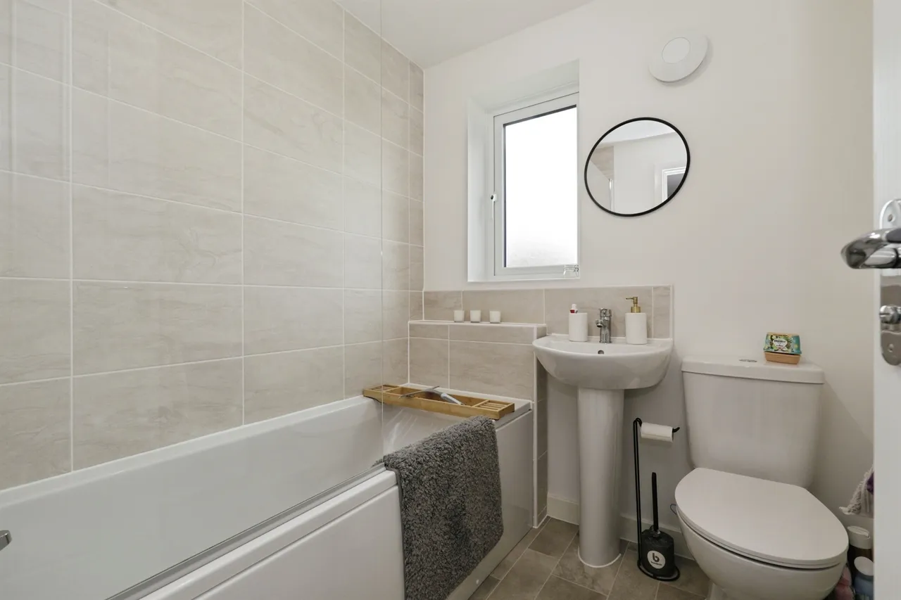 Arant Close, Harrogate, HG3, photo 12
