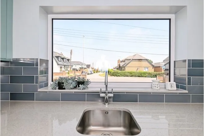 Queens Road, Sheerness, photo 6