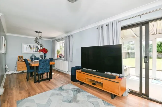 Queens Road, Sheerness, photo 8
