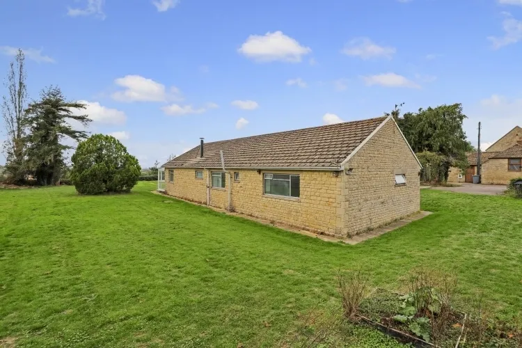 North Leigh, OX29, photo 9