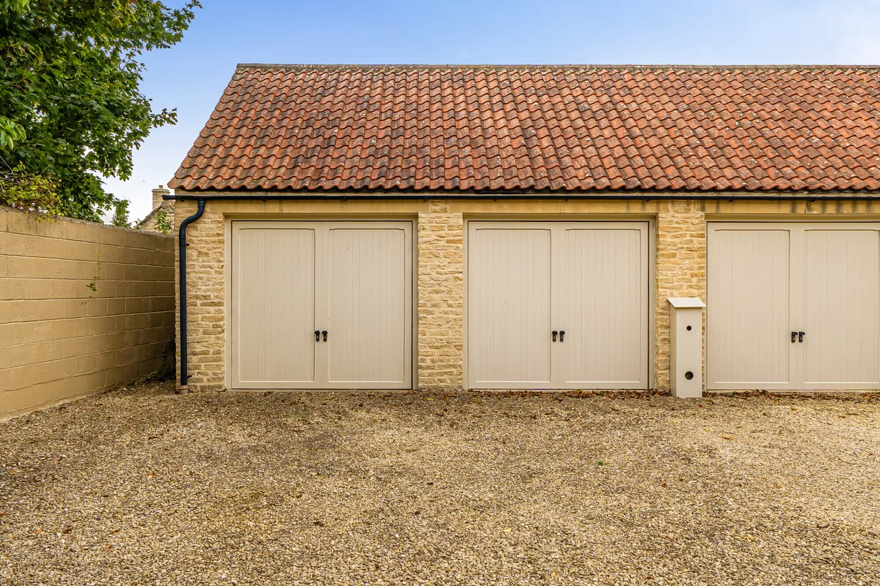 Arlingdon Fields, Cirencester, GL7, photo 13