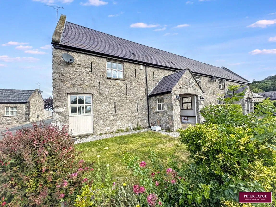 3 bed property for sale — Dyserth Hall Mews, Dyserth, Denbighshire, LL18 6BX