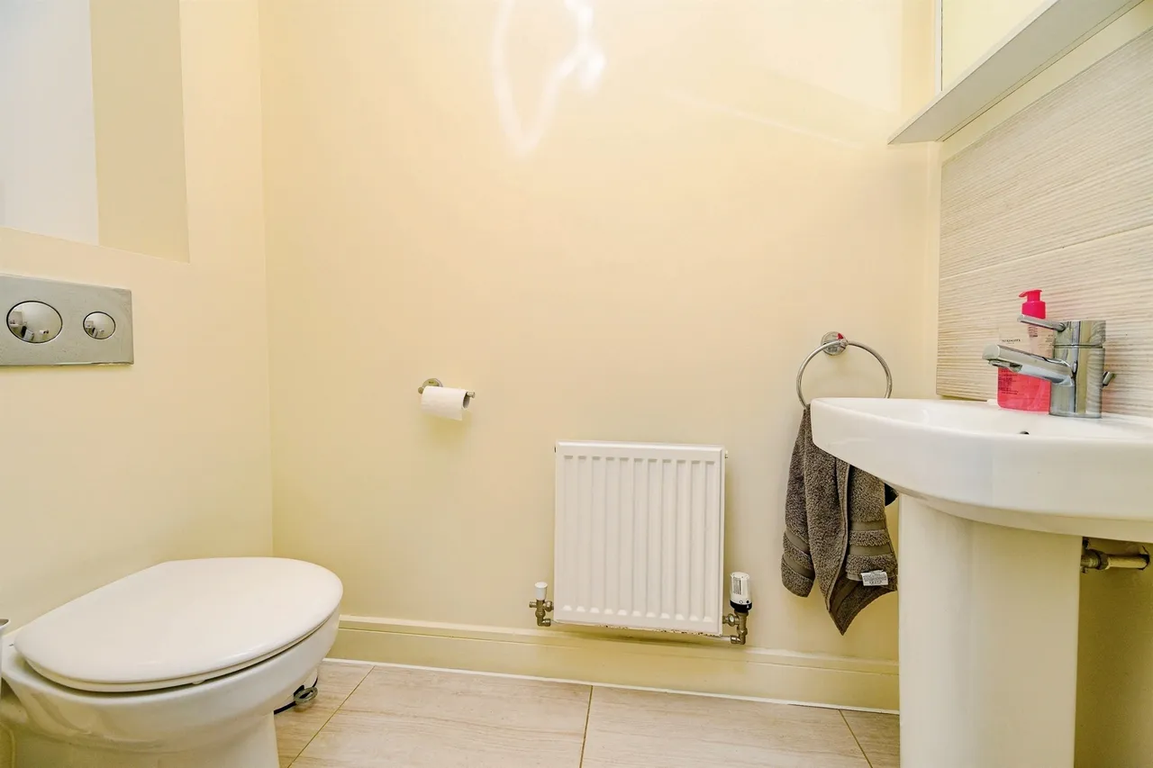 Braham Crescent, Leavesden, WD25, photo 15