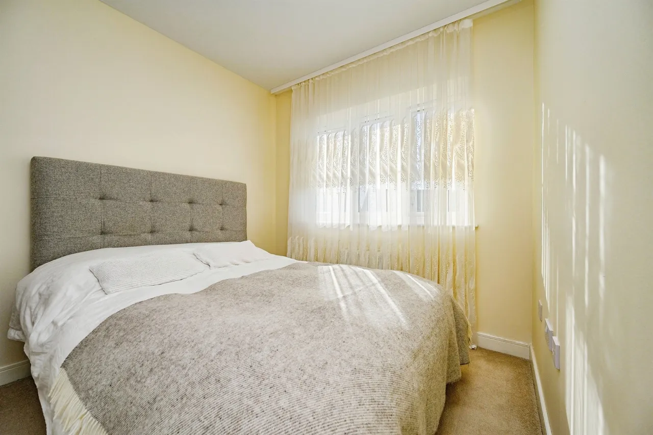 Braham Crescent, Leavesden, WD25, photo 4
